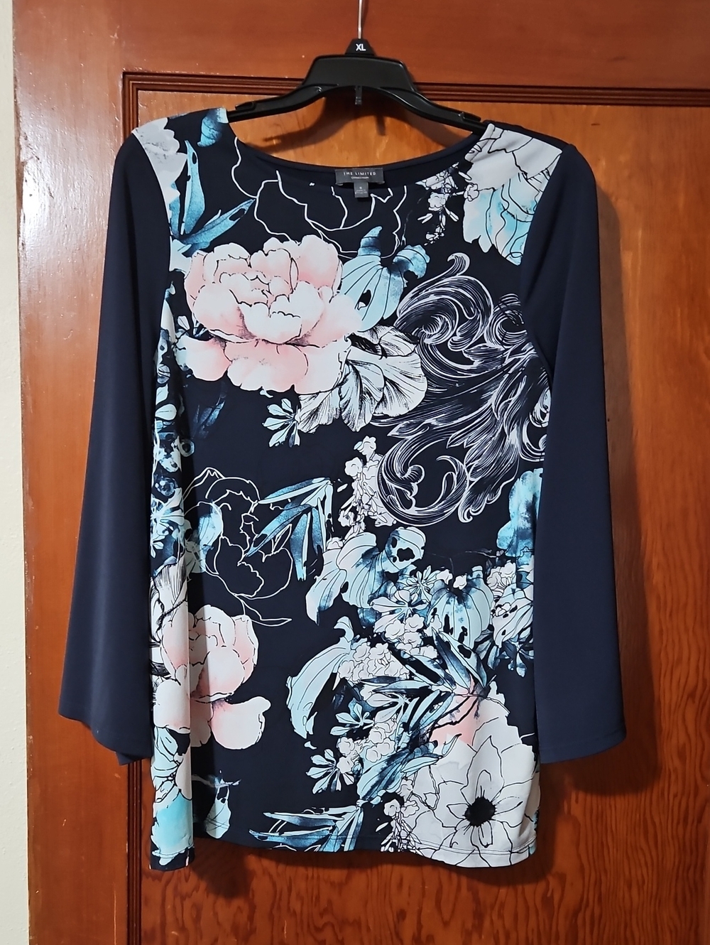 The Limited Collection Navy Blue Floral Top Blouse Size Small